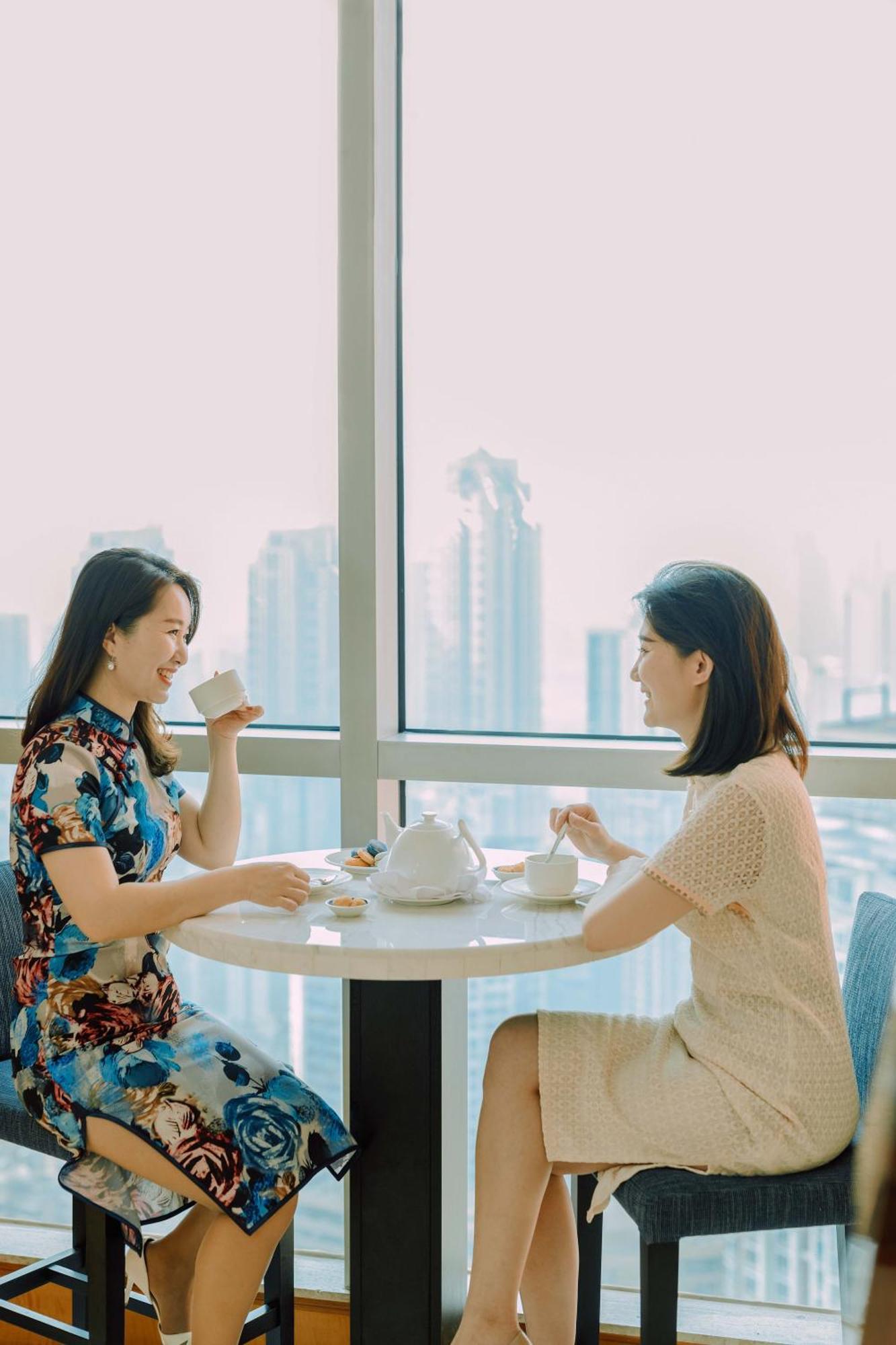 Hotel Glenview ITC Plaza Chongqing Esterno foto