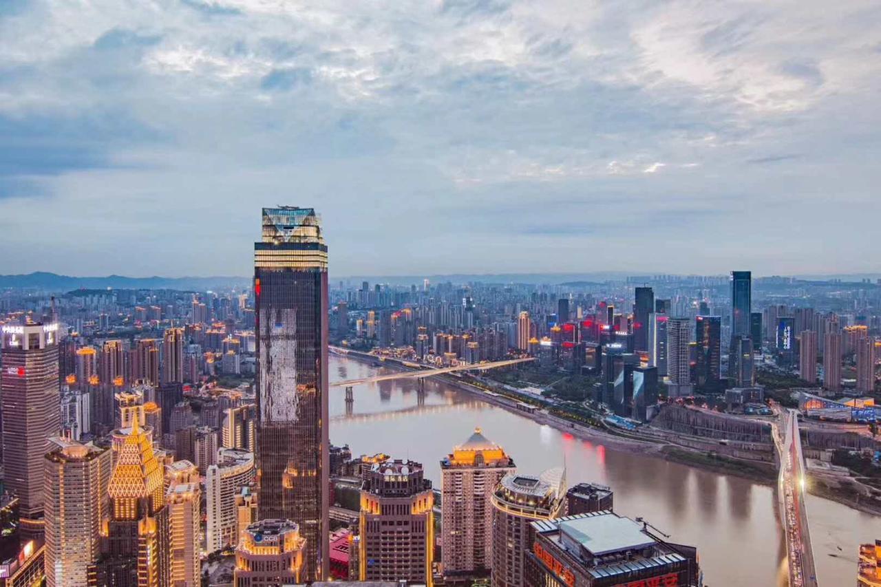 Hotel Glenview ITC Plaza Chongqing Esterno foto