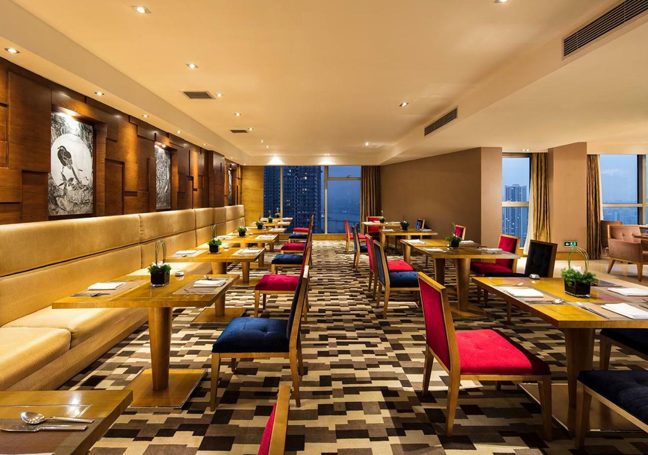 Hotel Glenview ITC Plaza Chongqing Esterno foto
